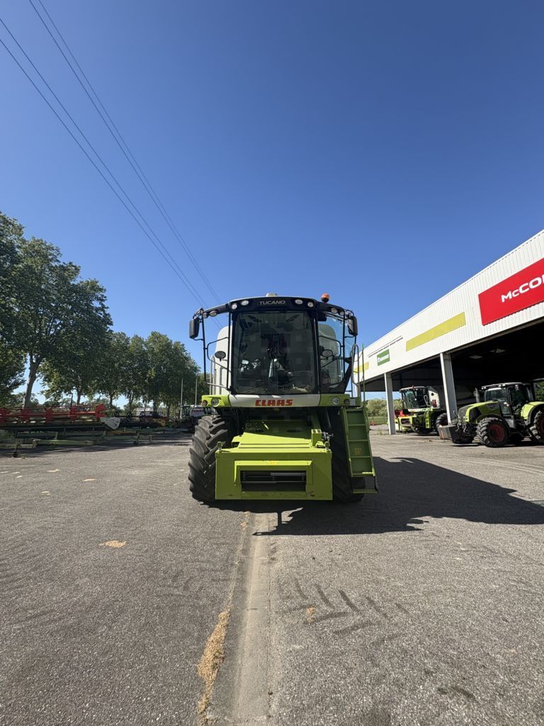 E-FARM: Claas Tucano 320 - Kombajn zbożowy - id XGC92CS - Rok produkcji: 2019 - Motogodziny: 1 048,Francja