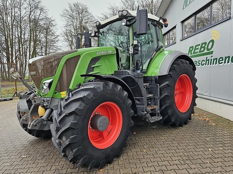 E-FARM: Fendt 824 Vario ProfiPlus - Traktor - id RLSYBF8 - 105.000 € - Baujahr: 2017 - Abgelesene Motorstunden: 6.366,Motorleistung (PS): 246,Deutschland