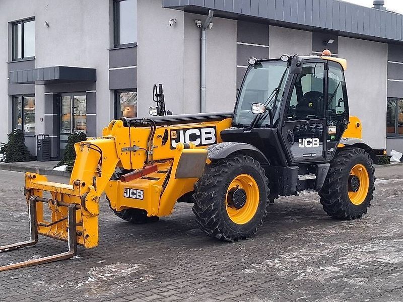 JCB 535-140 hiviz Chargeur télescopique  38 323 €