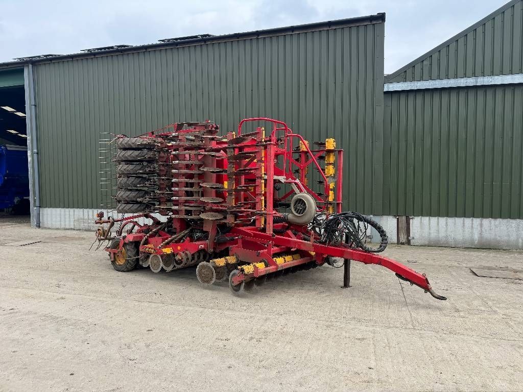 E-FARM: väderstad rapid a600s - Drillmaschine - id EKHUQGA - 14.787 € - Baujahr: 2004 - Vereinigtes Königreich