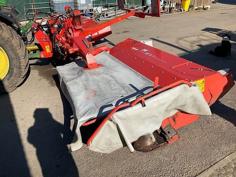 E-FARM: Kuhn FC 883 - Segadora - id V5MNW43 - 7300 € - Año: 2004 - Alemania