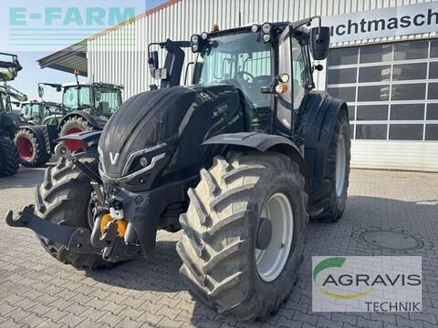 Valtra T 215 D Трактор 109 900 €