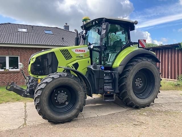 Claas Axion 810 CMATIC Tractor €114,800