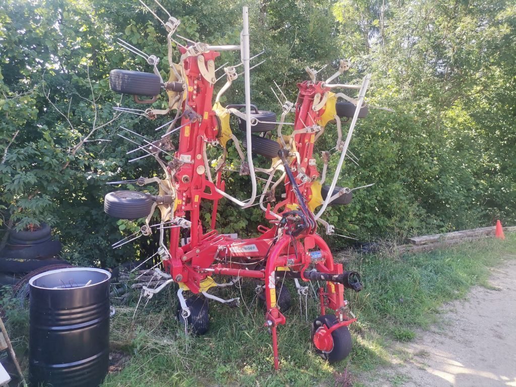 Pöttinger Hit 8.91 Tedder €8,200