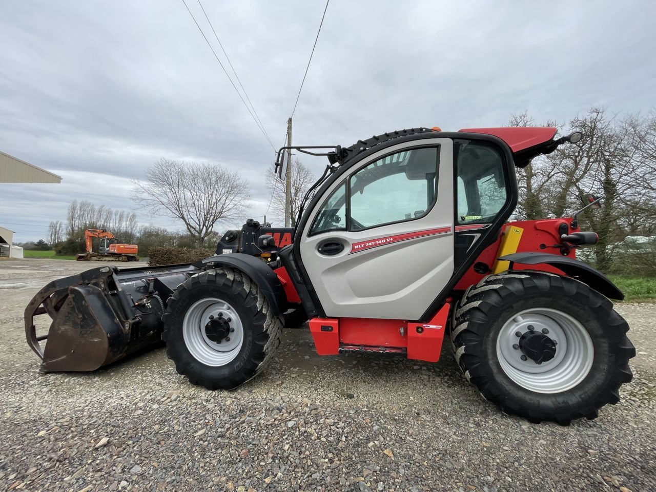 Manitou MLT 741-140 V+ Telehandler €71,500