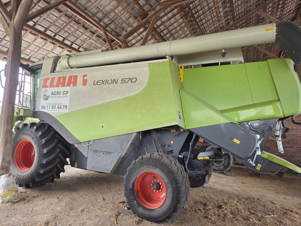 Claas Lexion 570 Combine harvester €65,000