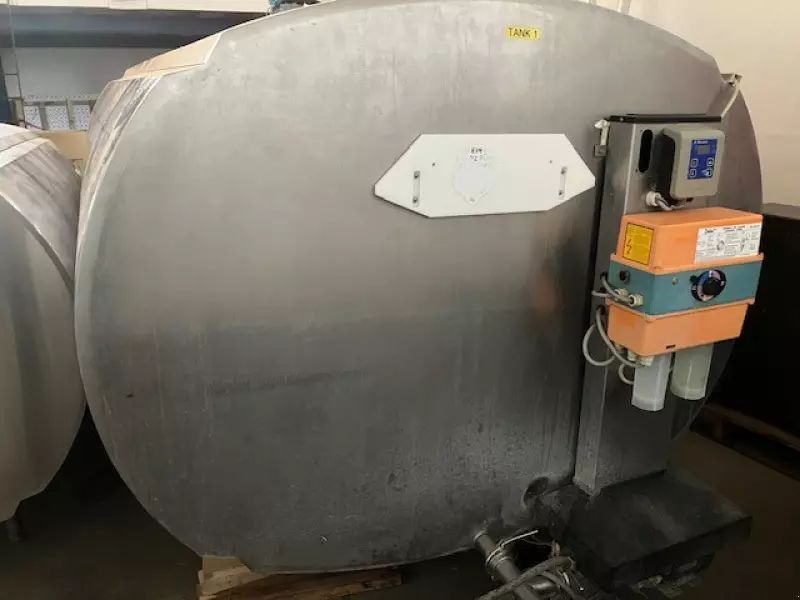 E-FARM: DeLaval 6000l kühltank - Animal husbandry equipment - id WEXPDK2 - €6,300 - Year of construction: 2012 - Germany