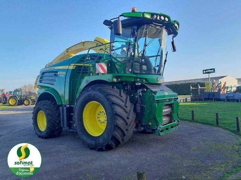 E-FARM: John Deere 8300 - Trinciatricia semovente - id TAFNYIU - Anno di costruzione: 2019 - Ore: 1.722,Francia