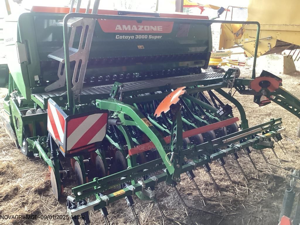 E-FARM: Amazone CATAYA 3000 - Drillkombination - id 5MEUQEM - 37.000 € - Baujahr: 2022 - Motorleistung (PS): 200,Frankreich