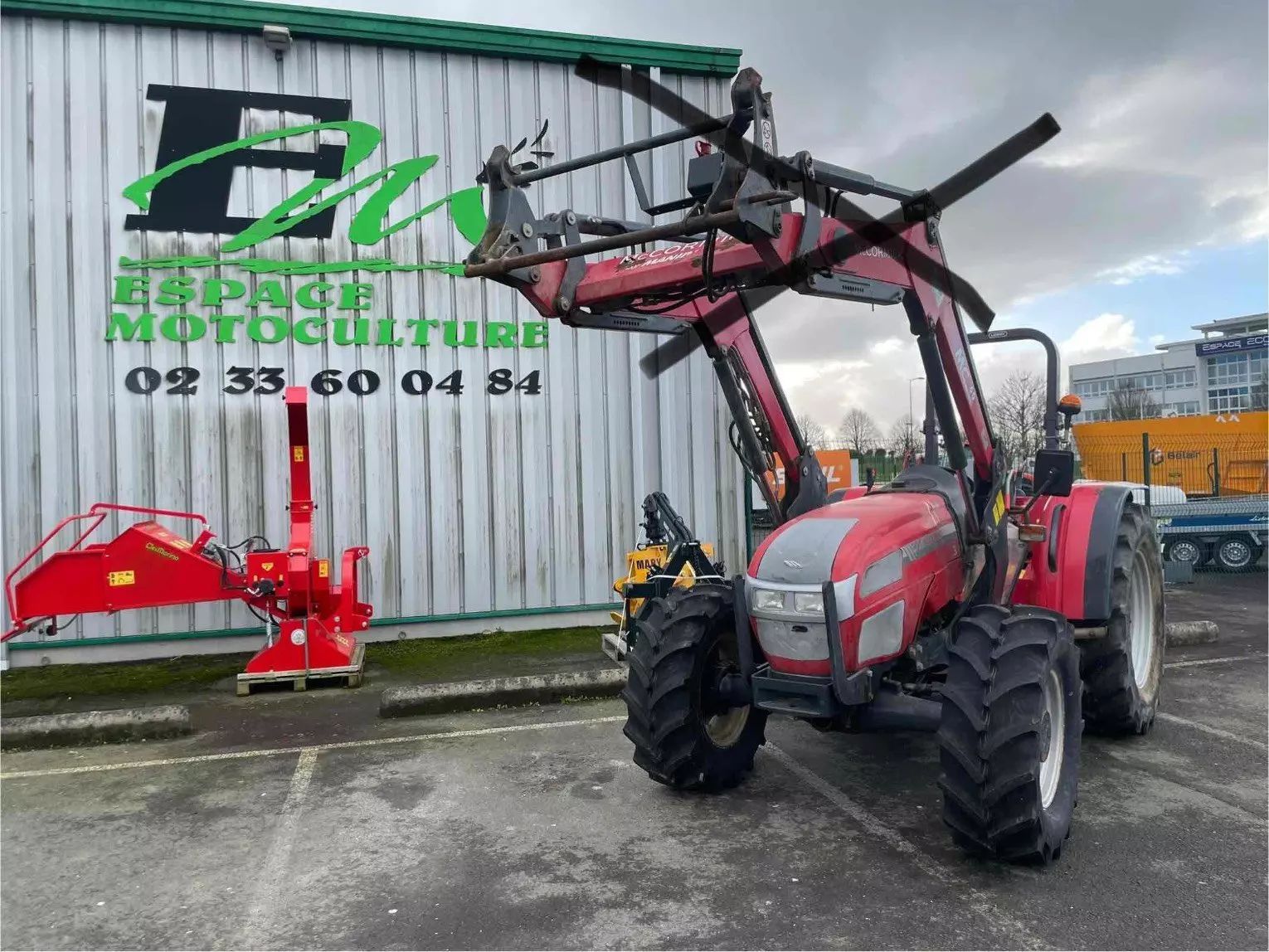 E-FARM: McCormick C 80 L - Tractor - id B48FRV1 - 22.500 € - Año: 2013 - Horas: 3415,Potencia del motor: 80,Francia