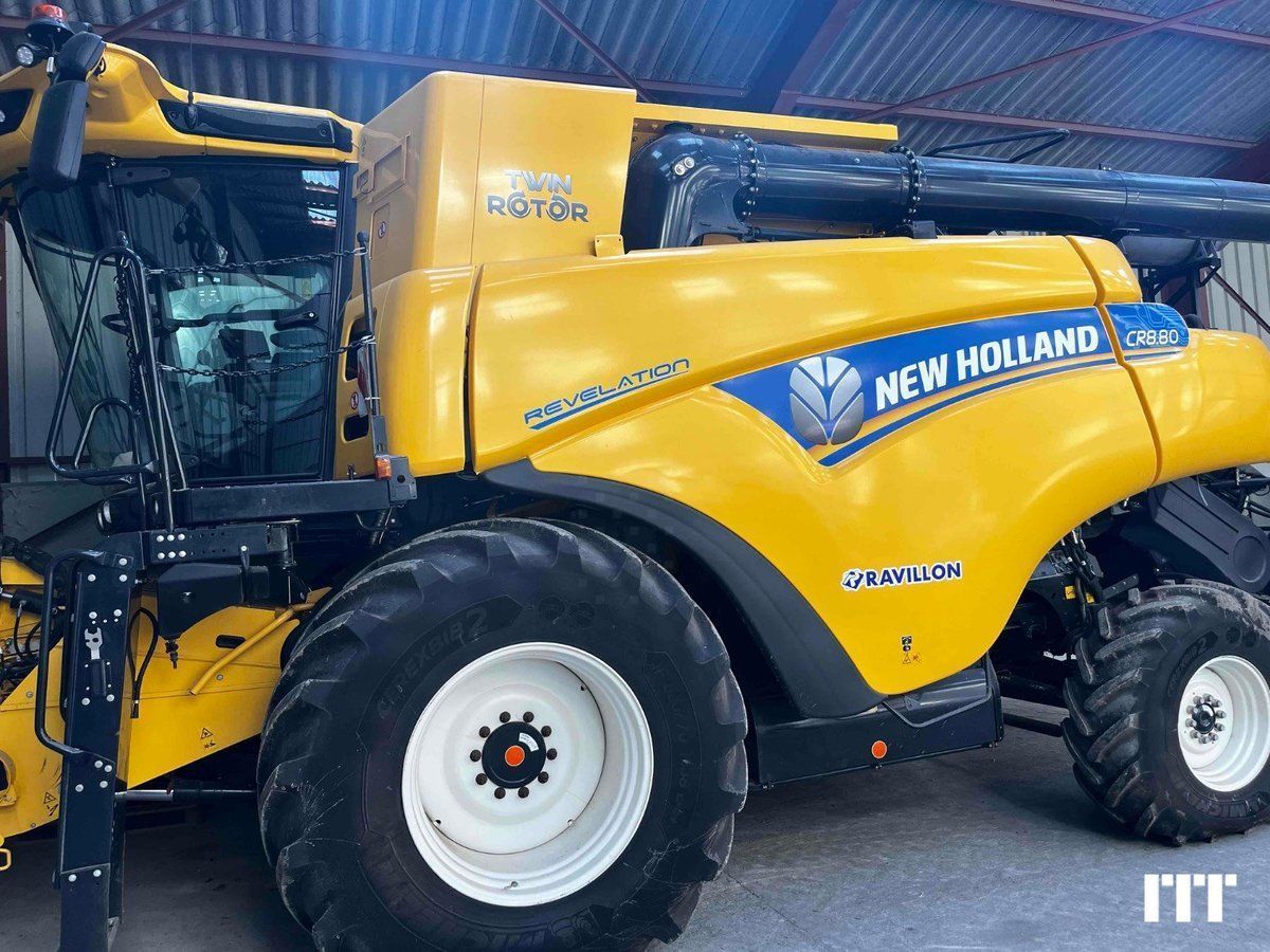 New Holland CR 8.80 Combine harvester €280,000
