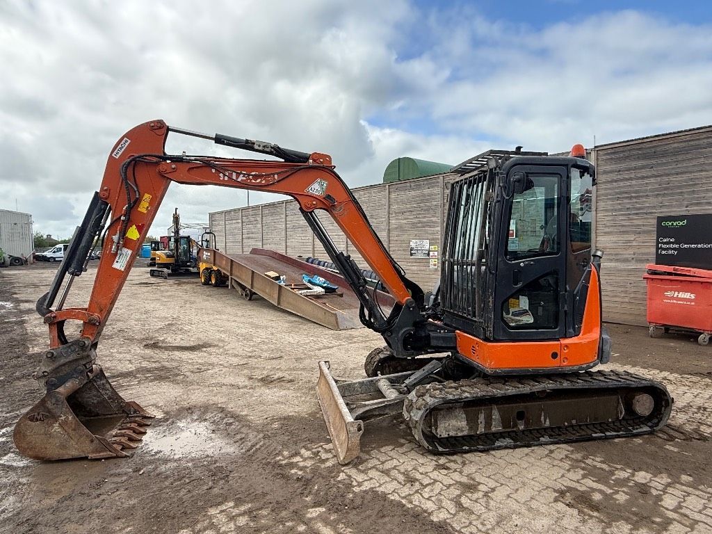 Hitachi ZX48U-6 Mini excavator €24,291