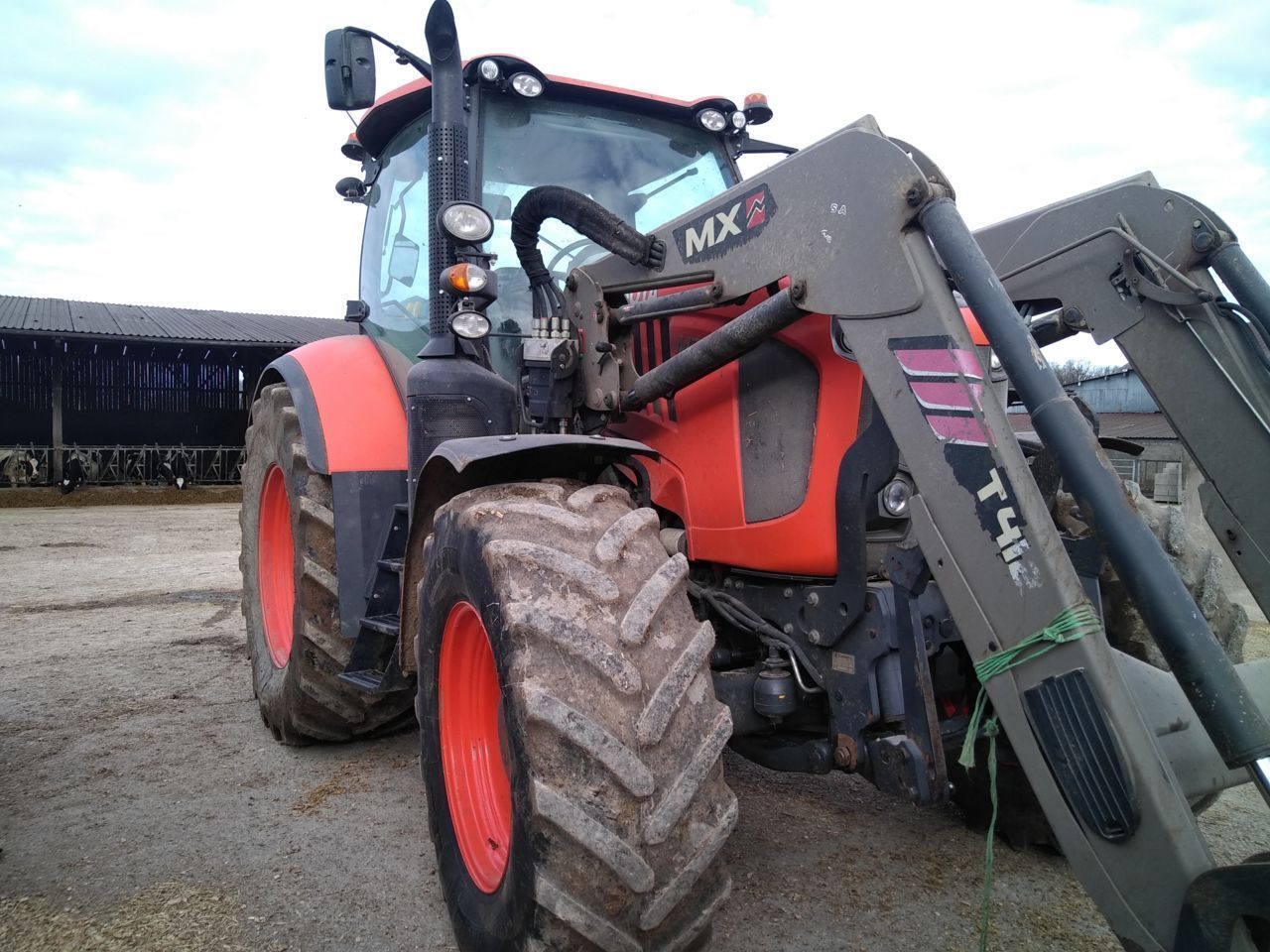 E-FARM: Kubota M7151 - Traktor - id LCLPY9R - 62 500 € - Rok produkcji: 2017 - Motogodziny: 2800,Moc silnika: 150,Francja