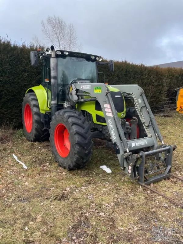E-FARM: Claas Arion 620 C - Tractor - id VKL8QXF - 52.000 EUR - Anul: 2010 - Citeste ore: 4.273,Muterea motorului: 120,Franța