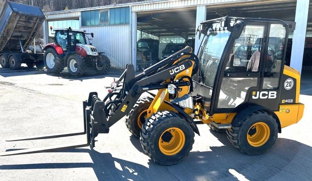 JCB 403 Wheel loader €32,800