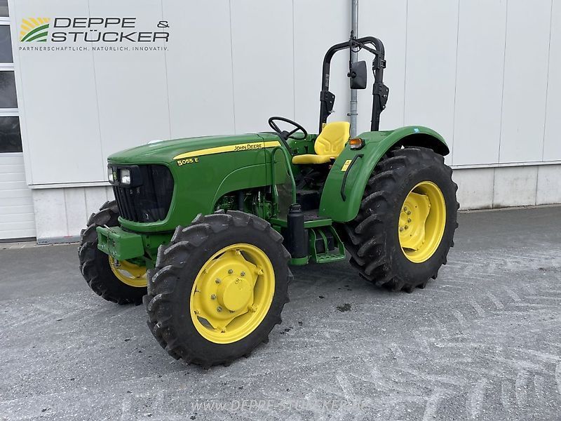 John Deere 5055 E Tractor 22.900 €