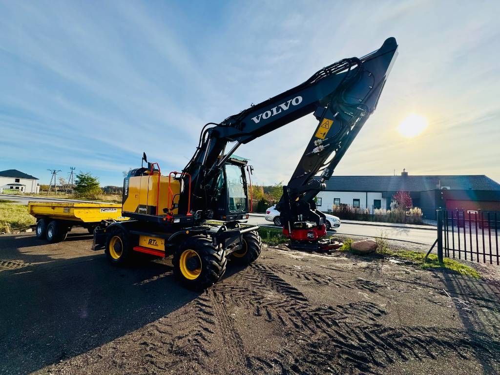 VOLVO ewr 150 e Wheeled excavator €102,592