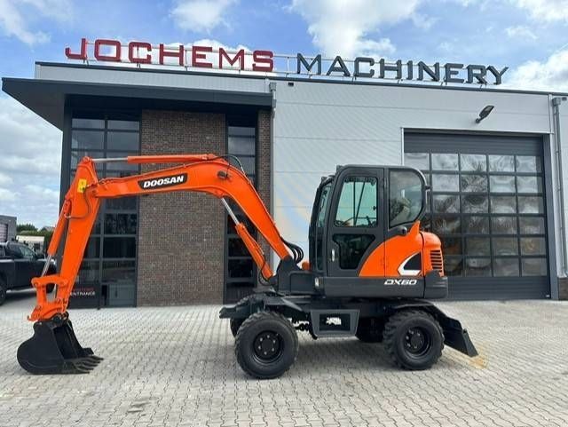 Doosan dx 60 Mini excavator €24,900
