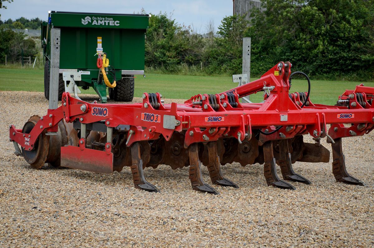E-FARM: Sumo trio cultivator 3m - Cultivator - id N37BU19 - €20,957 - Year of construction: 2019 - United Kingdom