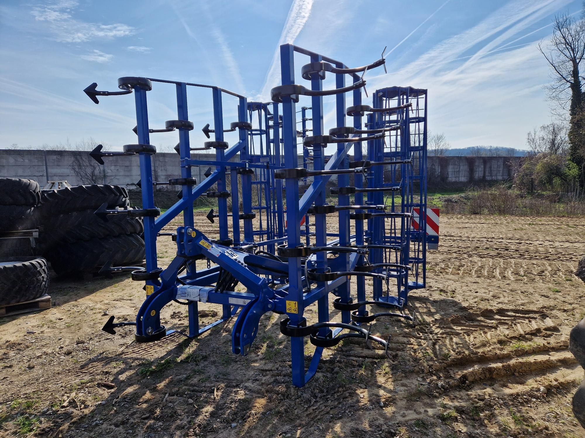 E-FARM: KÖCKERLING Allrounder 530 - Cultivator - id LNGEJLE - €19,250 - Year of construction: 2024 - Austria
