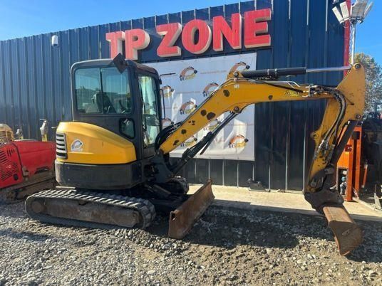 Bobcat E35 Mini excavator 22.500 EUR
