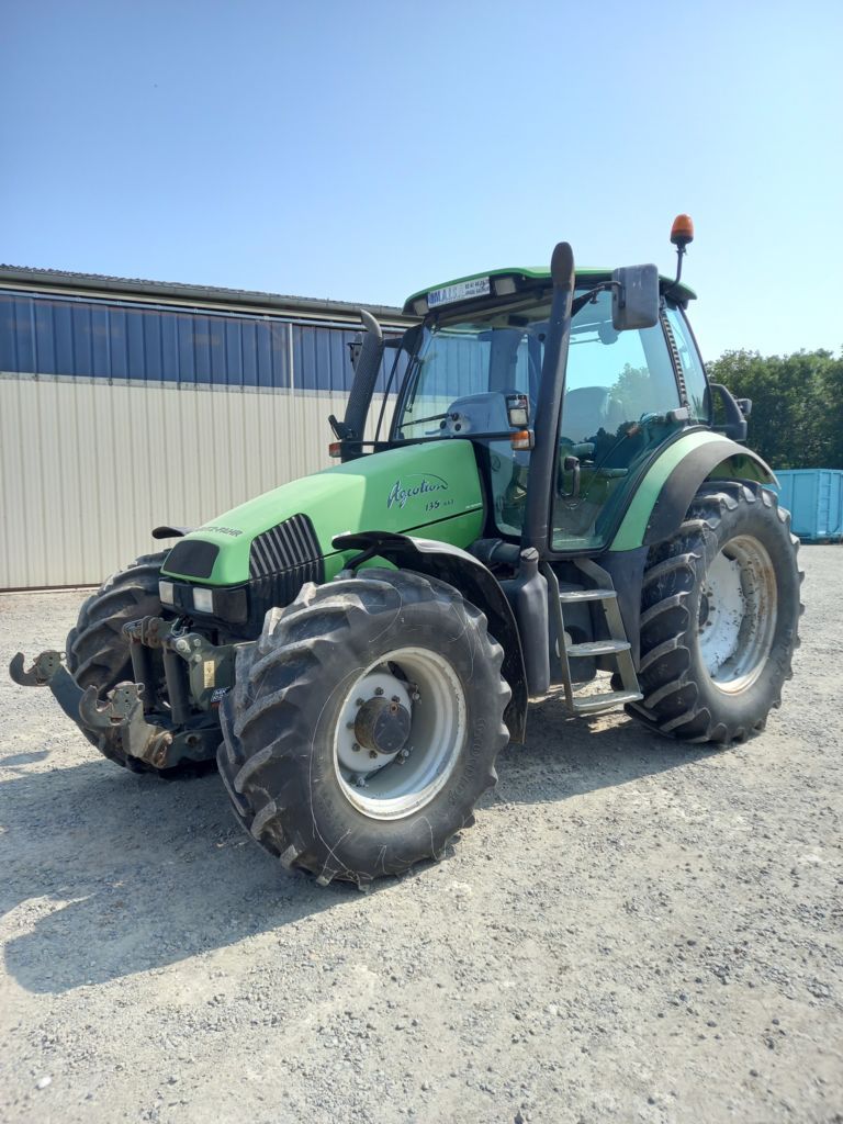Deutz-Fahr AgroTron 135 Traktor