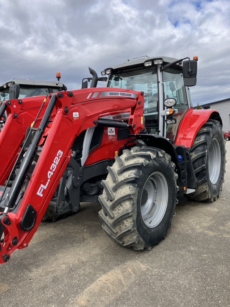 E-FARM: Massey Ferguson 6S.145 - Traktor - id SSP85ND - 130 000 EUR - Gyártási év: 2024 - Üzemóra (motor): 550,Motor teljesítménye (LE): 145,Franciaország