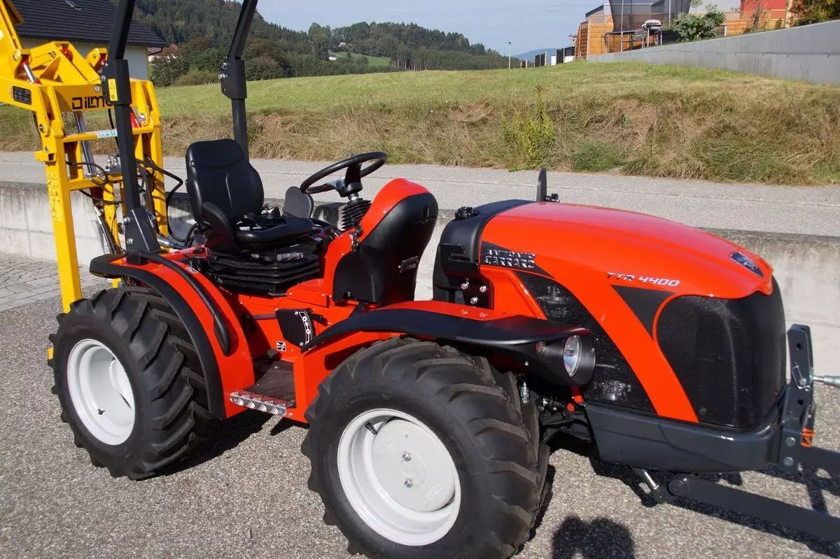 E-FARM: antonio carraro ttr 4800 hst schlepper traktor neu pasquali aebi - Tractor - id XVGKPWL - 31.650 EUR - Muterea motorului: 39 - Austria