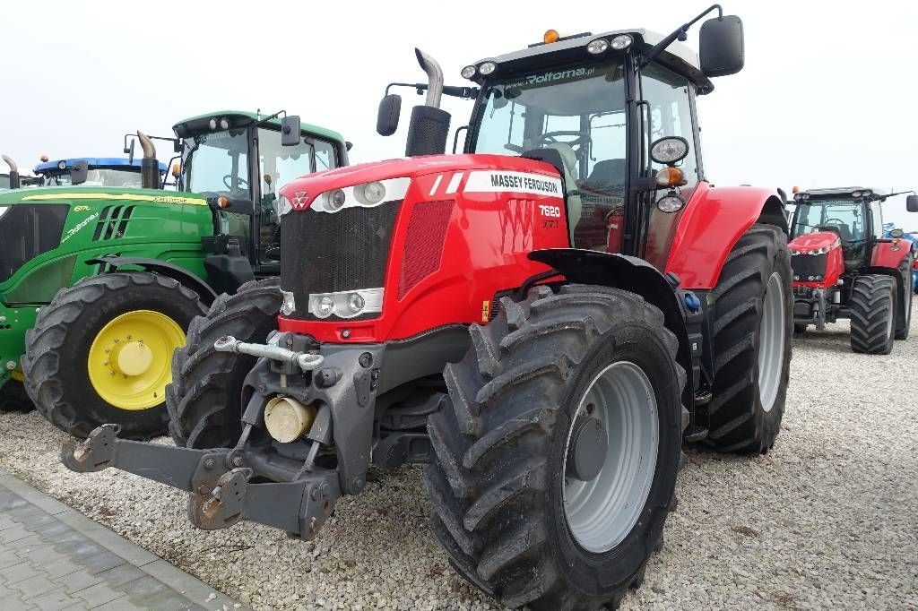 Massey Ferguson 7620 Dyna-VT Tractor €69,431