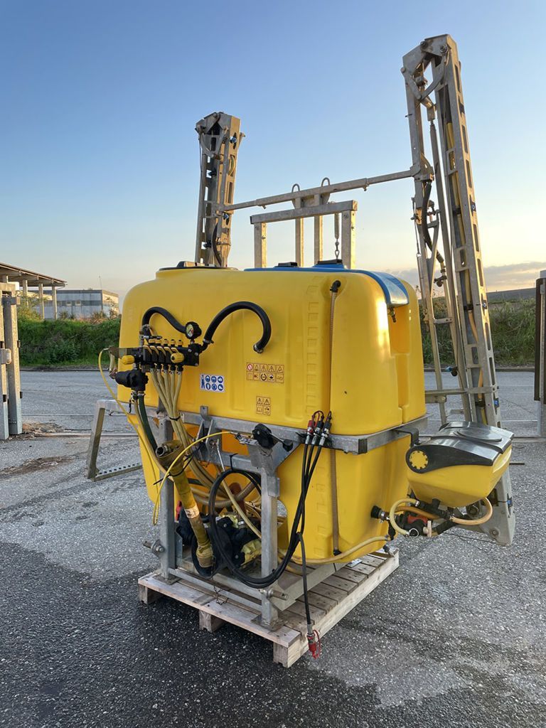 E-FARM: Caffini genius 1000 - Pulvérisateur - id MJN9JCR - 6 650 € - Année: 2008 - Italie