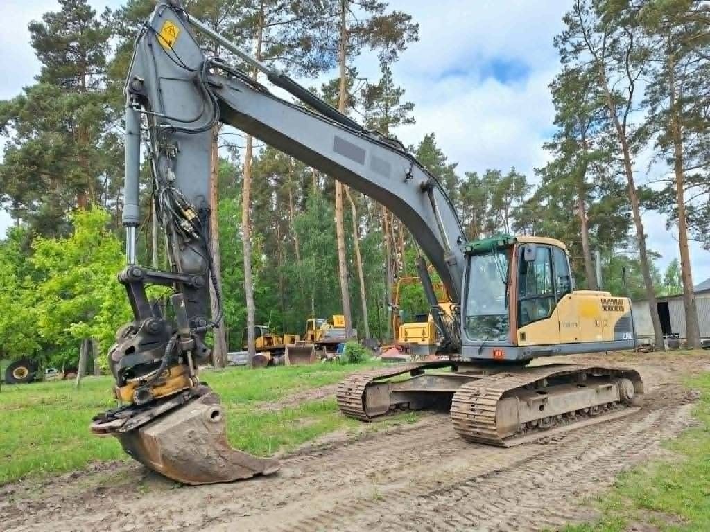 VOLVO ec 240 c l Gosenični bager 50.698 €