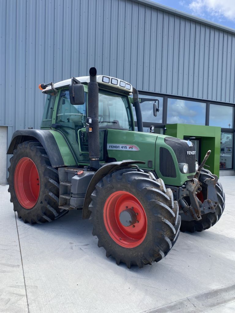 Fendt 415 Vario Traktor 41 599 €