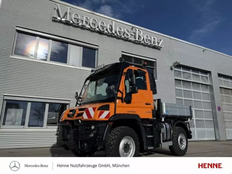Mercedes-Benz unimog u 219 wechsellenkung Motor vehicle €163,900
