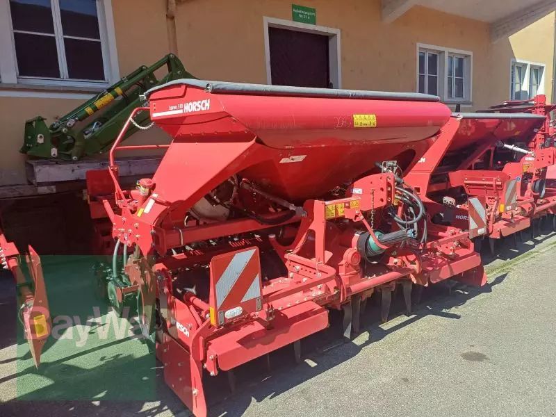 E-FARM: HORSCH Express 3 KR - Semoir - id 7VLFRHS - 49 118 € - Année: 2023 - Puissance du moteur (chevaux): 250,Allemagne
