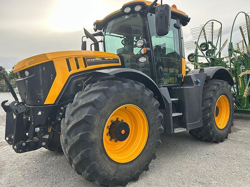E-FARM: JCB Fastrac 4220 - Tractor - id 1VYWNYU - 99.500 € - Año: 2017 - Horas: 3790,Potencia del motor: 235,Alemania