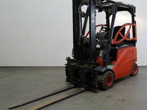E-FARM: Linde e 18 ph 386 - Gabelstapler - id 4R3CH2H - 9.750 € - Baujahr: 2012 - Abgelesene Motorstunden: 3.907,Deutschland