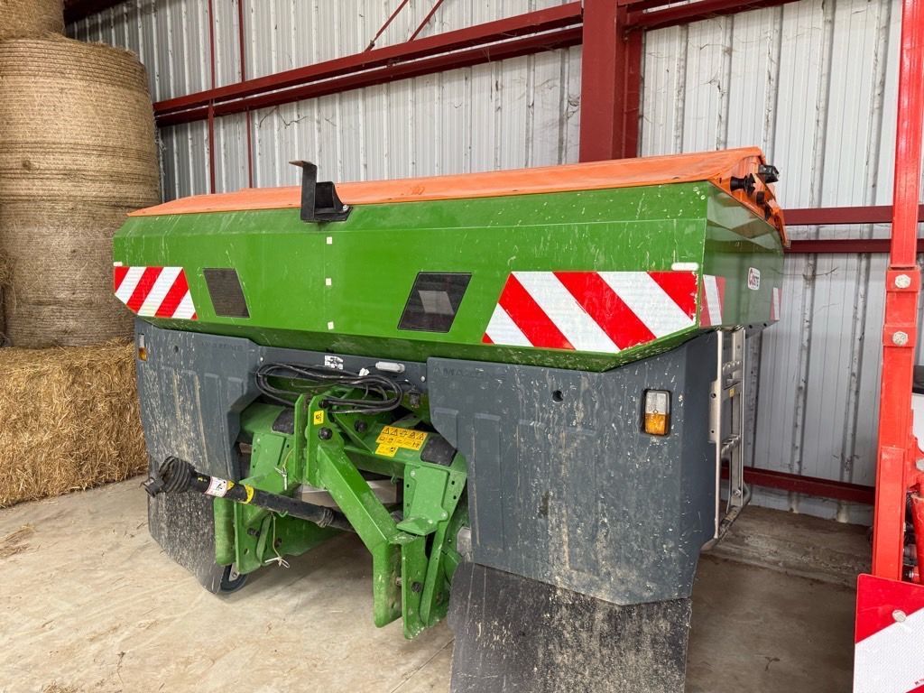 E-FARM: Amazone za-v profis control 3200 - Esparcidor de abono - id Y5HDT5N - 14.500 € - Año: 2022 - Francia