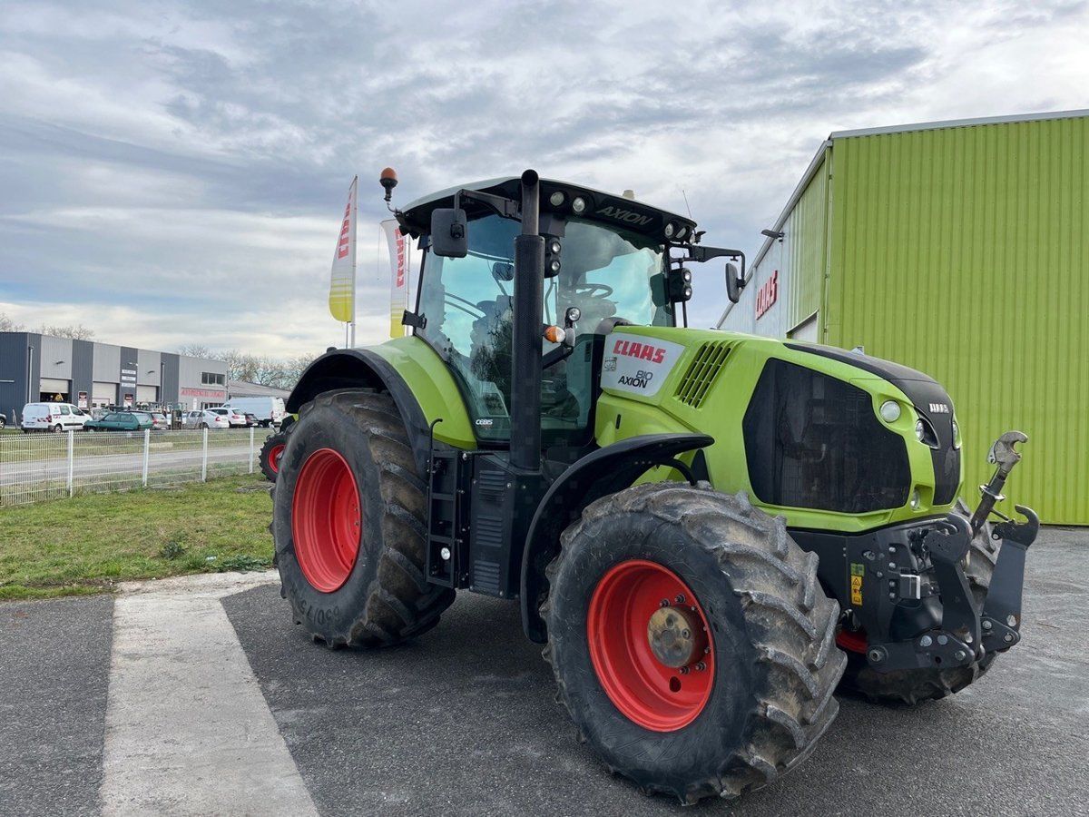 E-FARM: Claas Axion 810 - Traktor - id BFDXHUR - 79 000 € - Rok produkcji: 2016 - Motogodziny: 4559,Moc silnika: 215,Francja