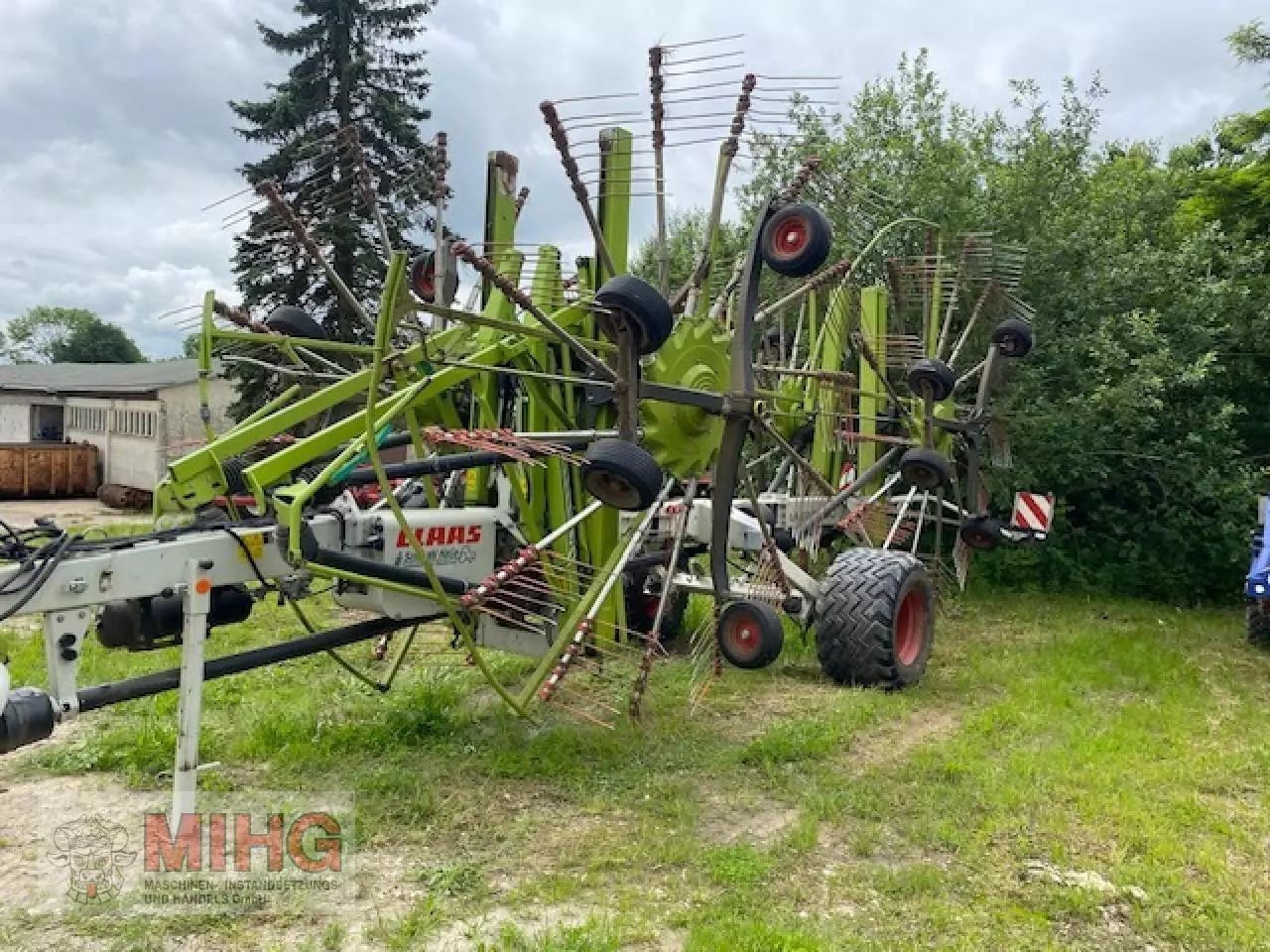 E-FARM: Claas Liner 4000 - Schwader - id PHJIHMW - 25.000 € - Baujahr: 2019 - Deutschland