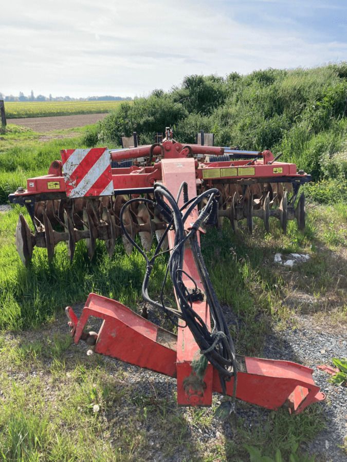 E-FARM: Quivogne cover-crop - Cultivateur - id DYFK1HD - 8 000 € - Année: 2016 - France