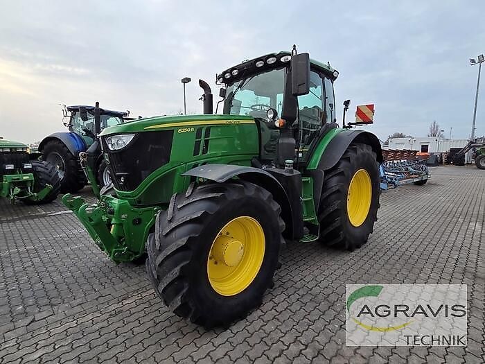 John Deere 6250 R Traktor 104.900 €
