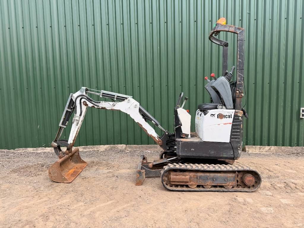 Bobcat e 10z Mini excavadora  11.449 €