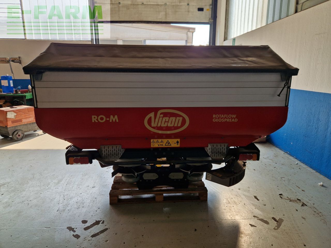 Vicon rotaflow ro - m Fertiliser spreader €10,000