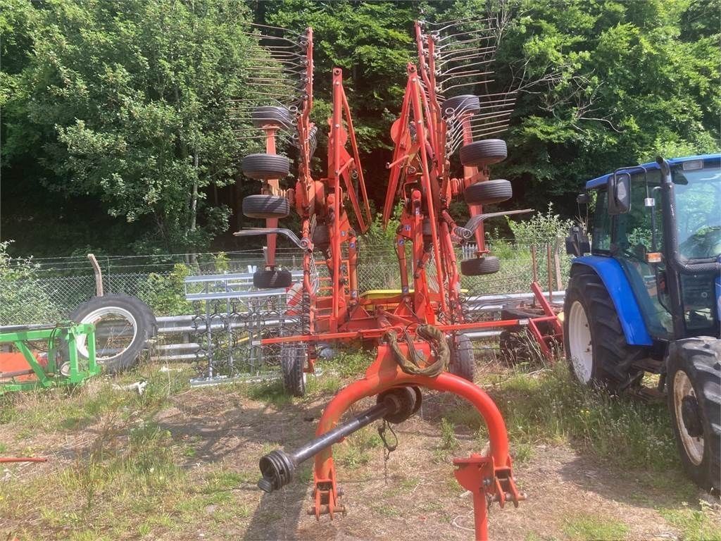 E-FARM: Kuhn GA 7501 - Tedder - id SPHIKLA - 10.928 € - Año: 2015 - Reino Unido