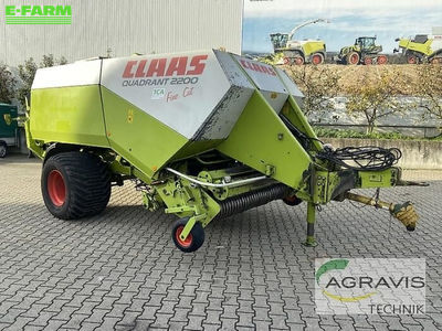 E-FARM: Claas Quadrant 2200 FC - Baler - id 1XMH2UR - €18,500 - Year of construction: 2004 - Total number of bales produced: 75,000,Germany