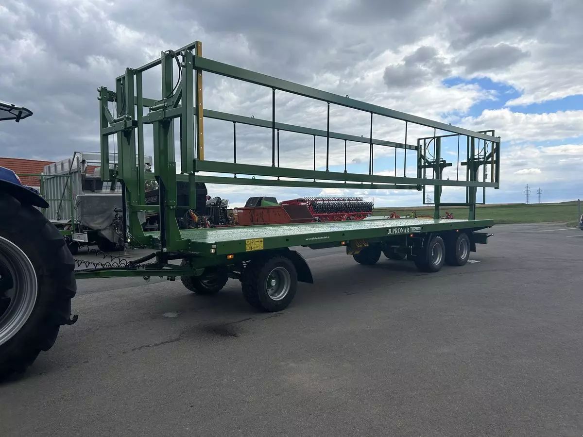 E-FARM: Pronar t026m hydr. ladegutsicherung - Anhänger - id BFZYBL7 - 28.750 € - Österreich