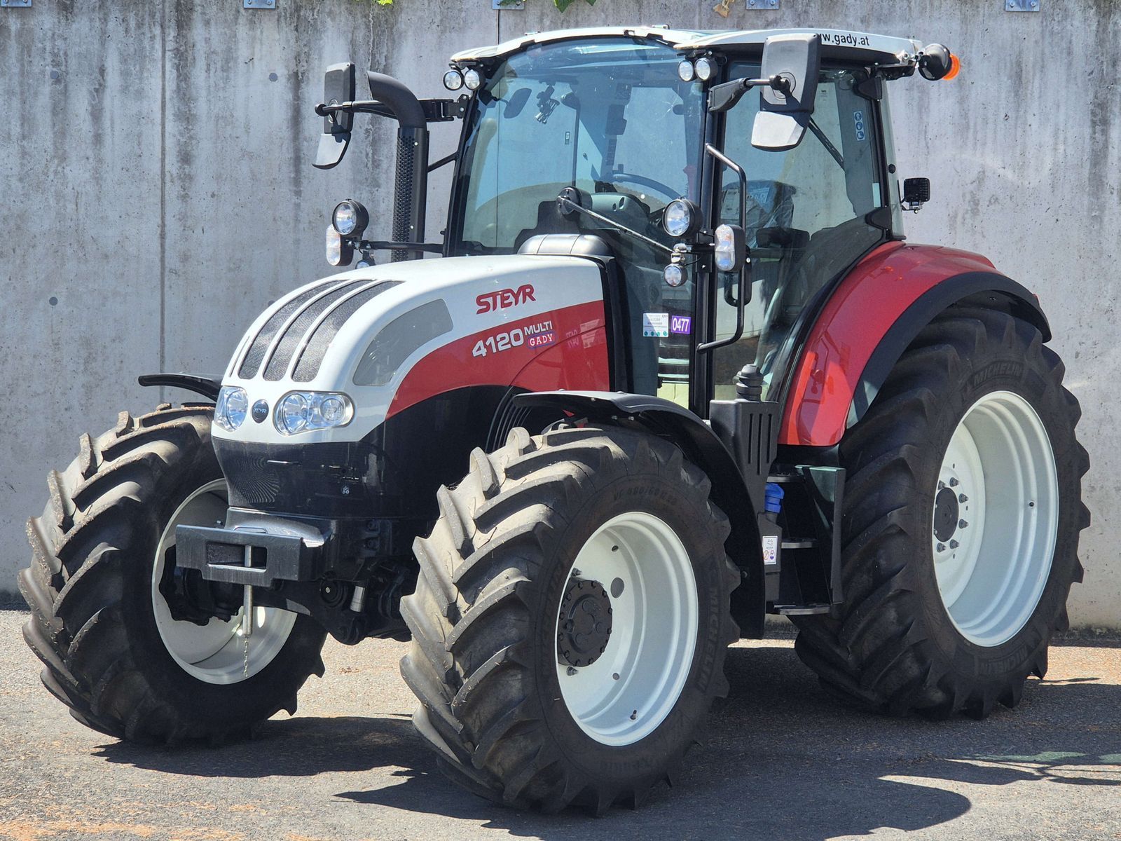 E-FARM: Steyr Multi 4120 - Tractor - id AYWWS7G - Año: 2025 - Horas: 5,Potencia del motor: 117,Austria