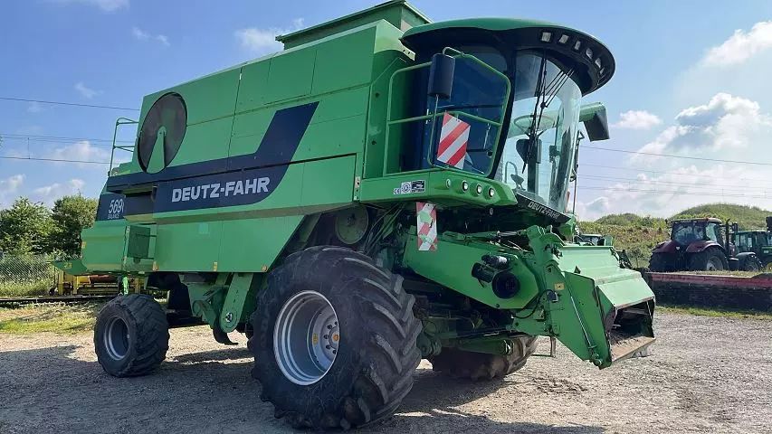 E-FARM: Deutz-Fahr 5690 HTS - Moissoneuse-batteuse - id M938VTX - Année: 2007 - France
