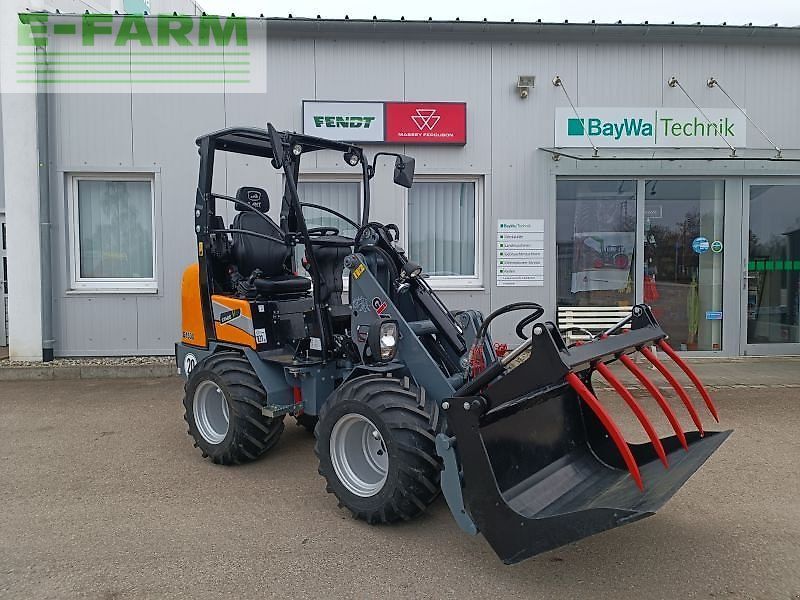 Giant g1500 Погрузчик с бортовым поворотом 27 317 €