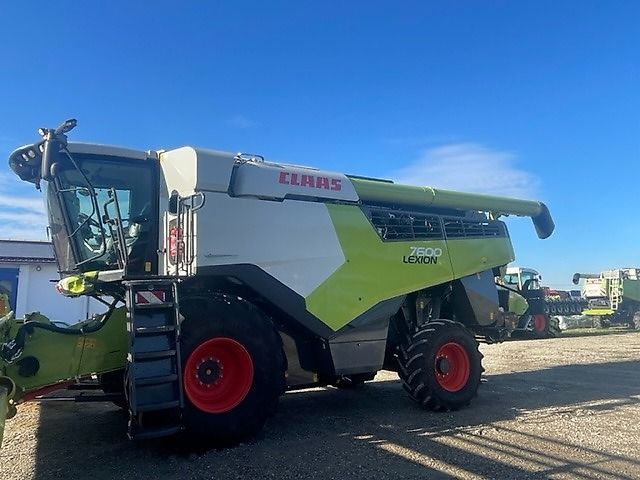Claas Lexion 7600 Mähdrescher 344.000 €